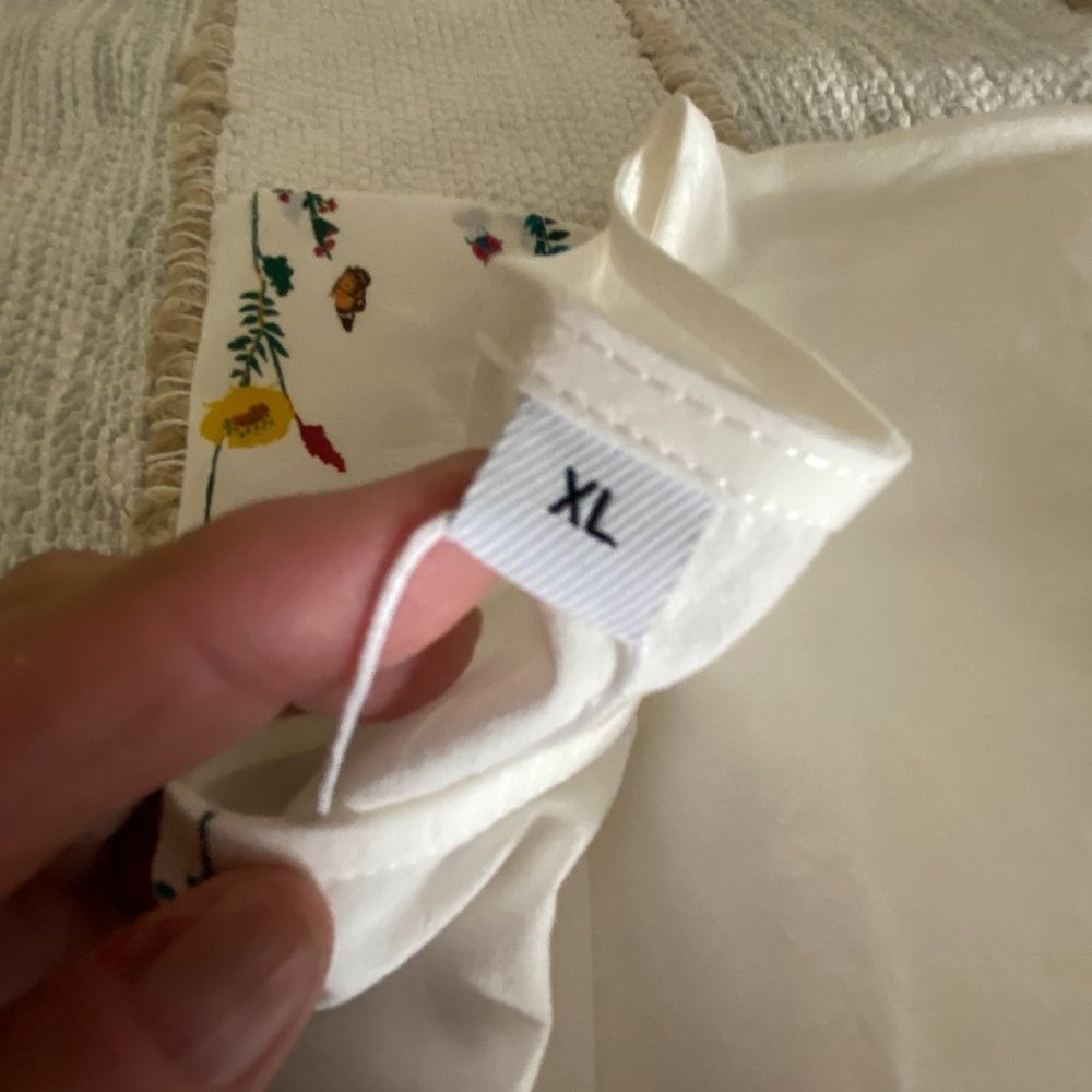 NWT easy care Pull over white short sleeve blouse w Embroidery-XL - Picture 3 of 12